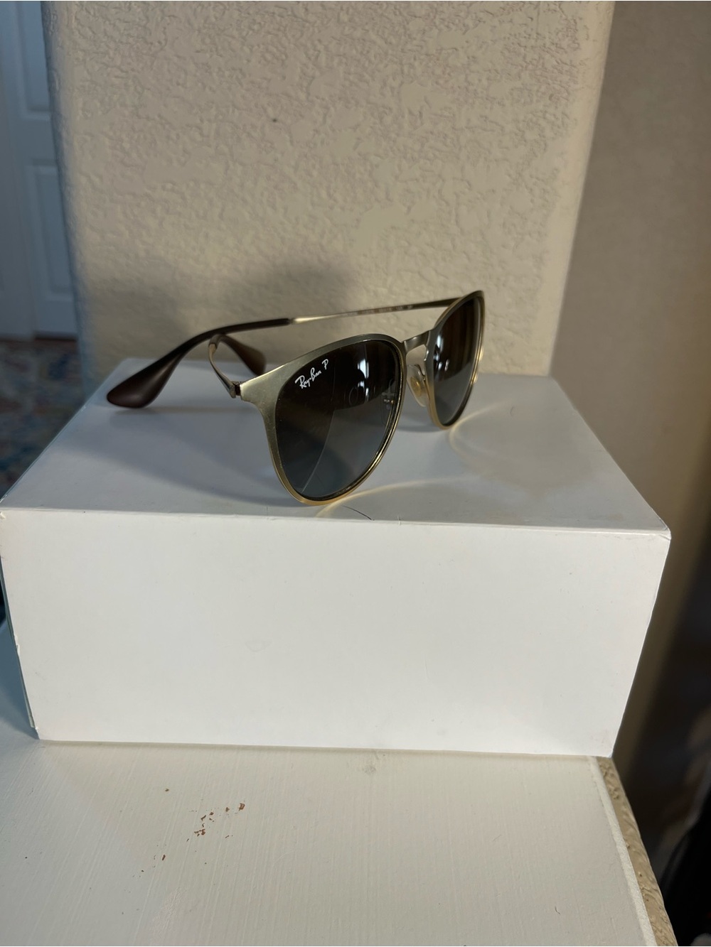 Ray-Ban Women's Two-Tone Black and Gold Sunglasses with Brown Gradient Lenses - Picture 6 of 6